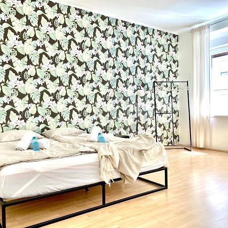 Central Comfy Apartment - Self Check-In Graz Dış mekan fotoğraf