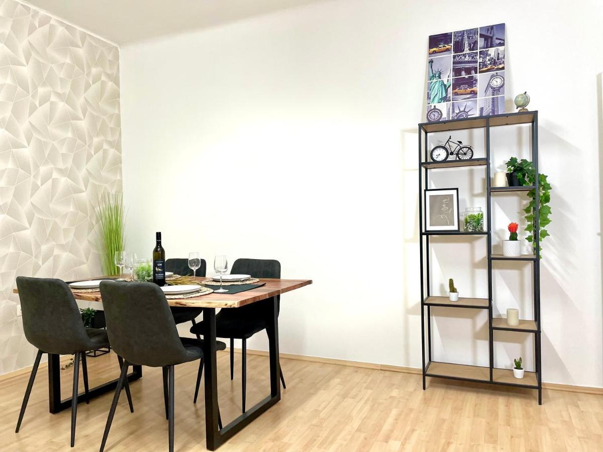 Central Comfy Apartment - Self Check-In Graz Dış mekan fotoğraf
